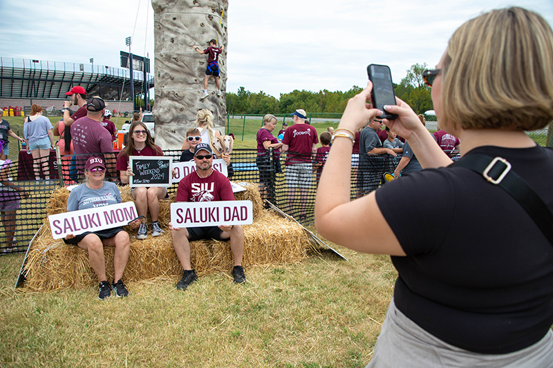 Family poses during Saluki Family Weekend